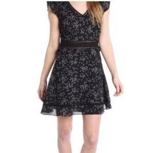 NWT Cupcakes and Cashmere Elm Dress